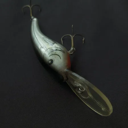 Vintage Reef Runner Ripshad  400, 1/3oz silver fishing lure #21920