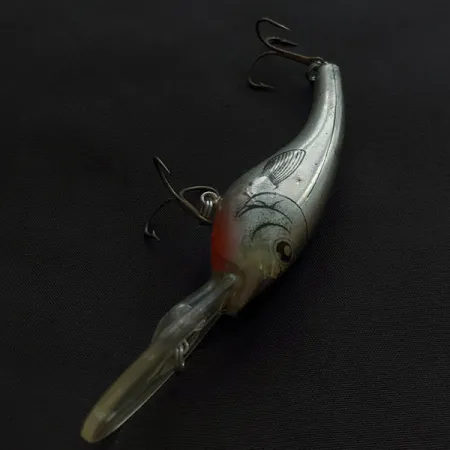 Vintage Reef Runner Ripshad, 1/3oz silver fishing lure #21944