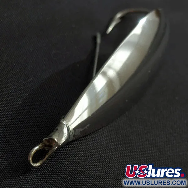 Vintage   Johnson Silver Minnow, 2/5oz silver fishing spoon #22013