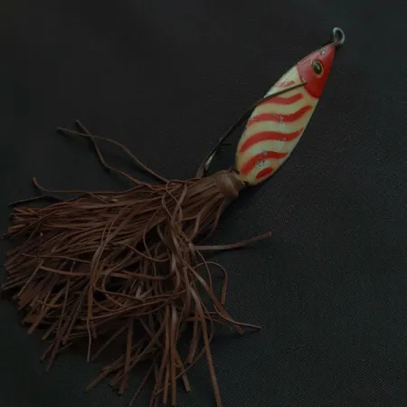 Vintage Fred Arbogast #3 Hawaiian, 3/5oz silver/red fishing spoon #22097