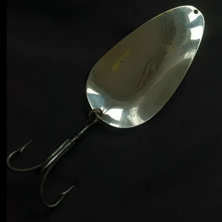 Vintage Dependon, 2 3/4oz nickel/red fishing spoon #22338