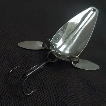 Vintage Luhr Jensen Rattlesnake, 2/5oz nickel/red fishing spoon #22352