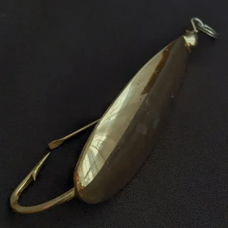 Vintage Johnson Silver Minnow, 2/5oz gold fishing spoon #22429