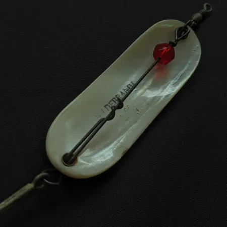 Vintage Hildebrandt Spinners Hildebrandt Pearl Spoon, 1/2oz white pearl fishing spoon #22569