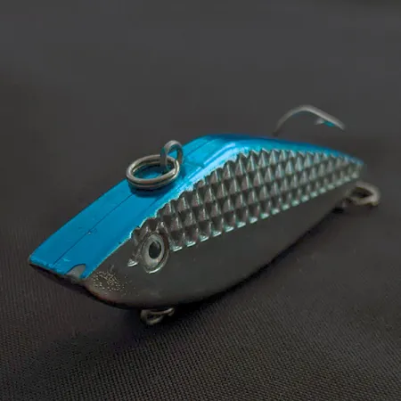 Vintage Strike King Diamond Shad (1980s), 2/5oz silver/blue fishing lure #22659