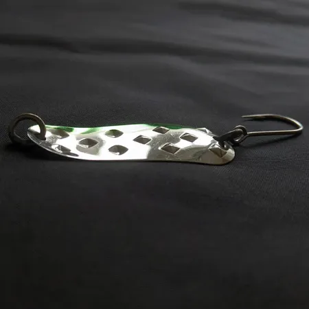Vintage Luhr Jensen Alpena Diamond, 1/4oz nickel/green fishing spoon #22840