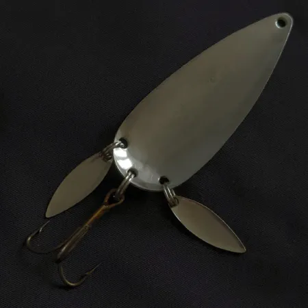 Vintage Luhr Jensen Rattlesnake, 3/5oz nickel/yellow/red/black fishing spoon #22856