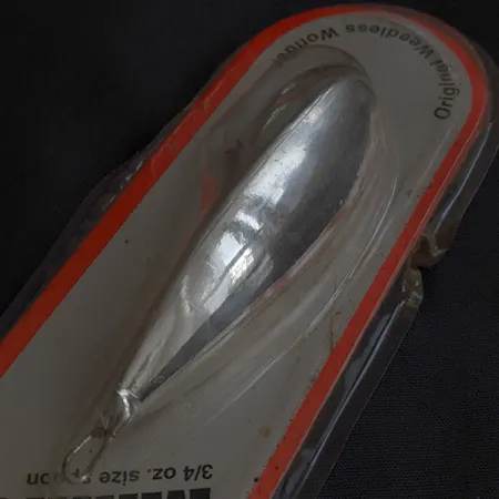 Johnson Silver Minnow Weedless, 3/4oz fishing spoon #23092