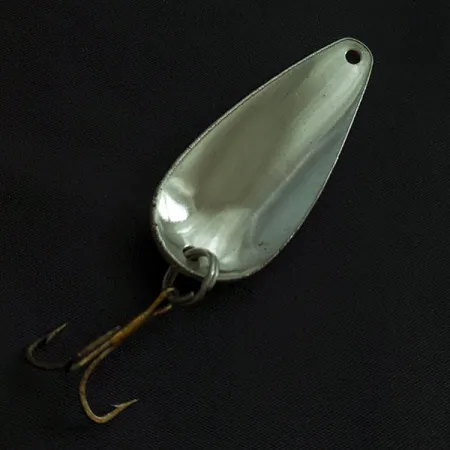 Vintage Kmart Spoon, 1/2oz red/white/nickel fishing spoon #23109