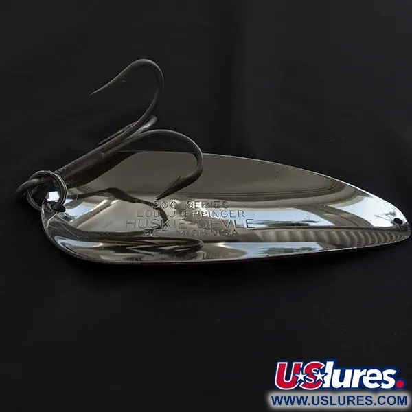 Vintage   Lou J. Eppinger Dardevle 300 Series Huskie Devle, 3 1/4oz Red Devle fishing spoon #23147