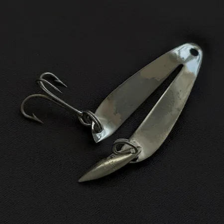 Vintage Weber W-2, 1/4oz nickel fishing spoon #23166