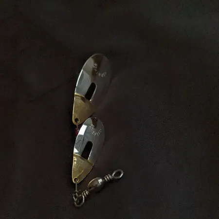 Vintage Marathon June-Bug Tandem Spinner, 1/4oz nickel/red spinning lure #23202