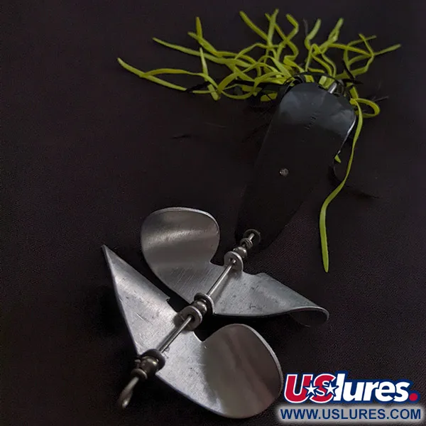 Vintage   Strike King Timber King Weedless Spoon Buzz, 1/2oz black/yellow fishing spoon #23269