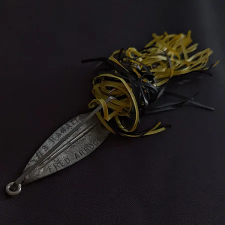 Vintage Fred Arbogast #3 Hawaiian, 3/5oz fishing spoon #23276