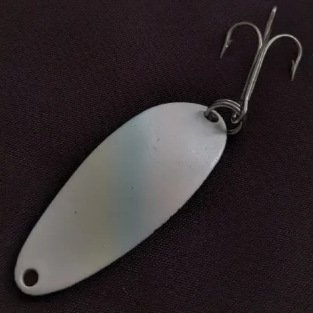 Vintage Seneca Little Cleo (Hula Girl) , 1/3oz nickel/white pearl fishing spoon #23293