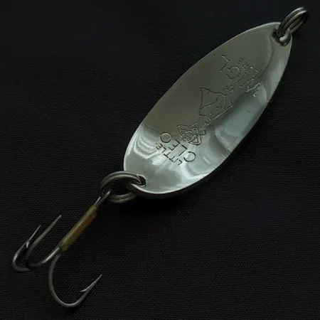 Vintage Seneca Little Cleo (Hula Girl), 1/2oz nickel/green fishing spoon #23335