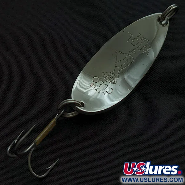 Vintage  Seneca Little Cleo (Hula Girl), 1/2oz nickel/green fishing spoon #23335