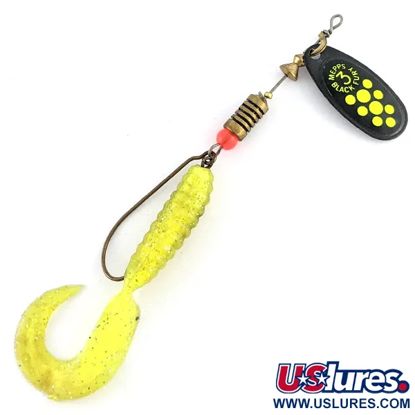 Vintage   Mepps Black Fury 3, 1/3oz black/green spinning lure #23355