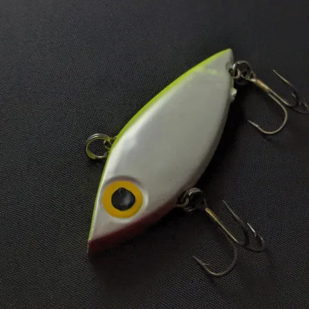 Vintage Wahoo WAZP Rattler, 1/3oz chartreuse fishing lure #23445