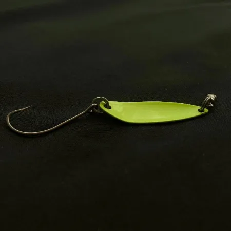 Vintage Hildebrandt Spinners Hildebrandt Little Shaver 3, 1/16oz pearl/green fishing spoon #23507