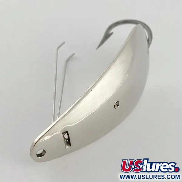 Vintage Liotta Jr Master Weedless, 2/5oz nickel fishing spoon #23532