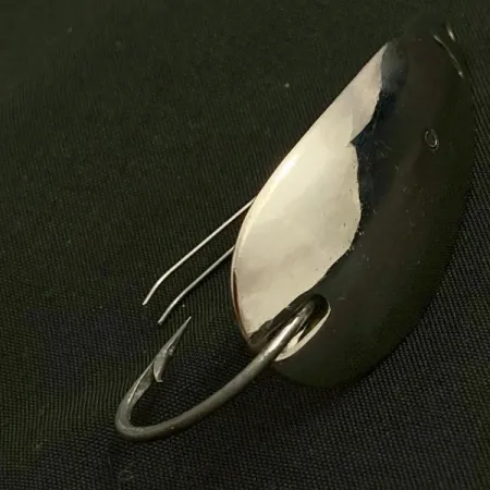 Vintage Liotta Jr Master Weedless, 2/5oz nickel fishing spoon #23532
