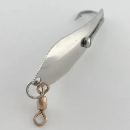 Vintage Captain Action Capt Action 5, 2/5oz nickel fishing spoon #23564
