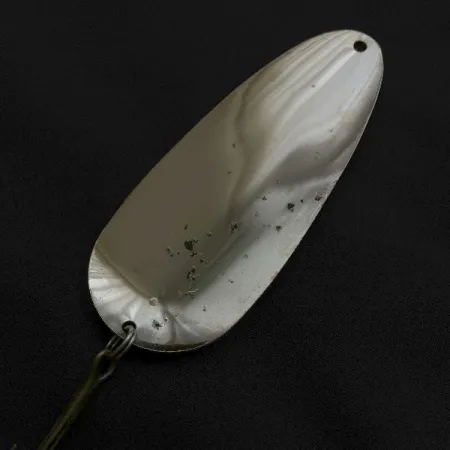 Vintage Lindy / Little Joe Lindy Gator , 1 2/3oz red/white/nickel fishing spoon #23583