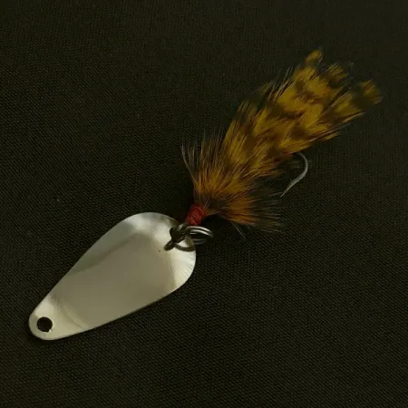 Vintage Weller Gypsy King Deluxe, 1/16oz nickel/white/black fishing spoon #23598