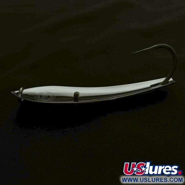 Vintage   Buck Spoon White, 3/4oz nickel fishing spoon #23616