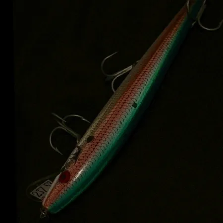 Vintage Rebel Floater F14, 1/2oz trout fishing lure #23753