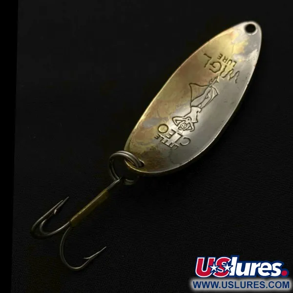 Vintage  Seneca Little Cleo (Hula Girl), 1/2oz nickel/gold fishing spoon #23766
