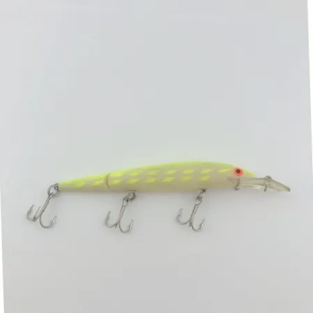 Vintage Rebel Fastrac  F12 Jointed, 2/5oz white/purple fishing lure #23815