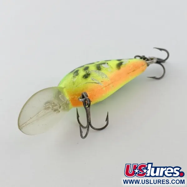 Vintage   Bomber model B 4A screw tail, 1/4oz Shad fishing lure #23827