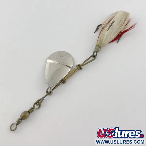 Vintage   Pflueger Diamond P Spinner, 1/4oz nickel/red spinning lure #23895