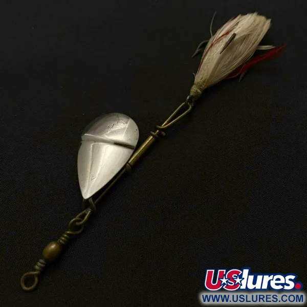 Vintage   Pflueger Diamond P Spinner, 1/4oz nickel/red spinning lure #23895