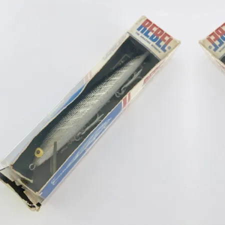 Rebel Floater F12 , 1/3oz silver fishing lure #23929