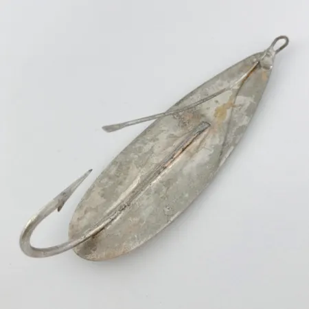 Vintage Johnson Silver Minnow Weedless, 1oz nickel fishing spoon #23943