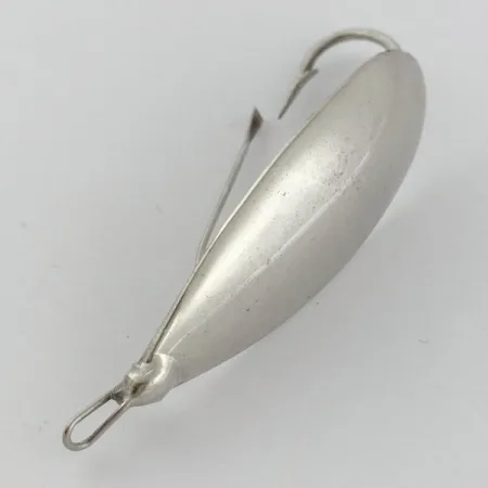 Vintage Johnson Silver Minnow Weedless, 1/3oz nickel fishing spoon #23945