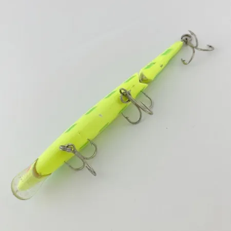 Vintage Rebel Floater F14 Jointed, 1/2oz chartreuse fishing lure #23953