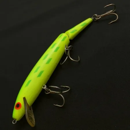 Vintage Rebel Floater F14 Jointed, 1/2oz chartreuse fishing lure #23953