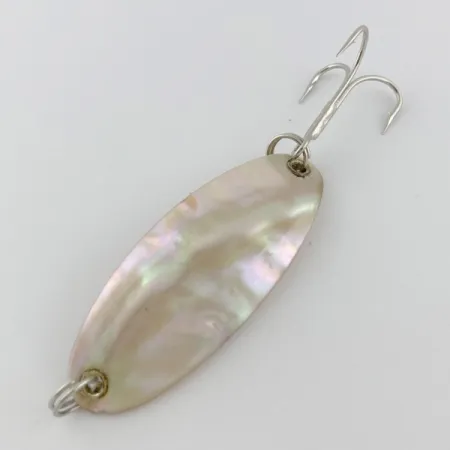Vintage Pflueger Pearl Spoon, 2/5oz pearl fishing spoon #23983