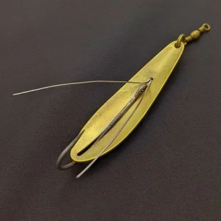 Vintage Williams Weedler, 3/5oz Brass fishing spoon #24080