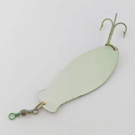 Vintage Paw Paw , 3/4oz Green fishing spoon #24091