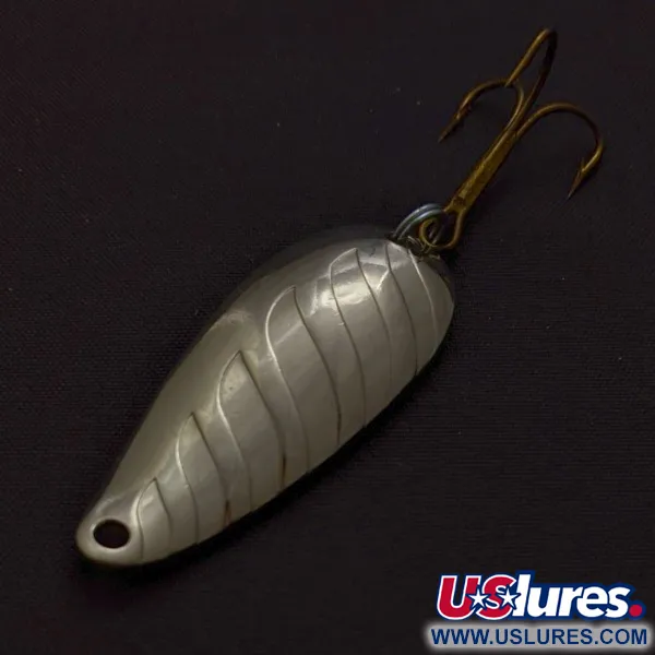 Vintage  Abu Garcia  Garcia Sierra Spoon, 2/5oz Silver fishing spoon #24104