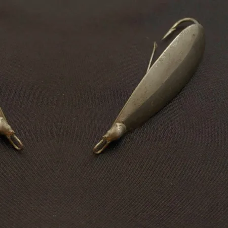 Vintage Johnson Silver Minnow Weedless, 2/5oz nickel fishing spoon #24122