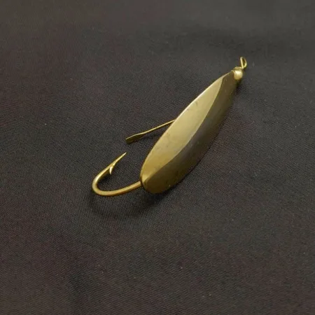 Vintage Johnson Silver Minnow Weedless, 1/4oz gold fishing spoon #24130