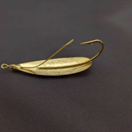 Vintage Johnson Silver Minnow Weedless, 1/4oz gold fishing spoon #24130