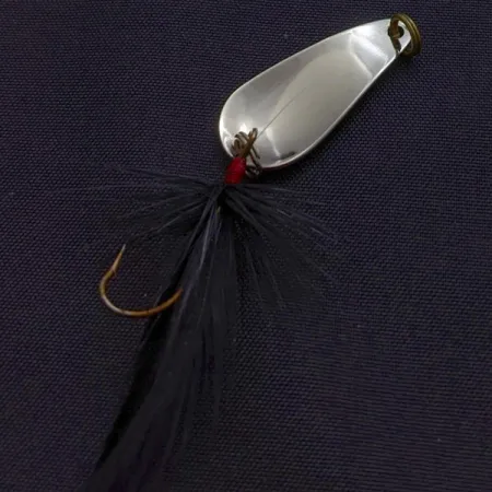 Vintage Weller Gypsy King Deluxe, 1/16oz Nickel/red/black fishing spoon #24165