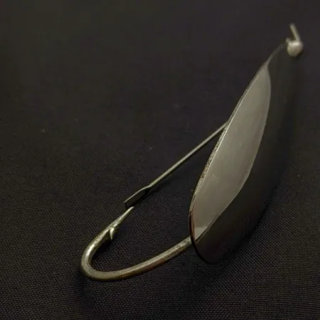 Vintage Johnson Silver Minnow Weedless, 3/4oz silver fishing spoon #24170